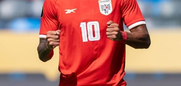 «إسماعيل دياز يقود جامايكا للفوز في الكأس الذهبية بتسجيله هاتريك مذهل»