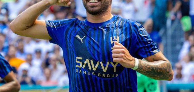 الهلال يتعادل مع ريال مدريد في مباراة مثيرة: تفاصيل وأرقام