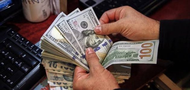 «تحويلات المصريين بالخارج» تتخطى 29 مليار دولار في 10 أشهر! تفاصيل مثيرة في أخبار السعودية