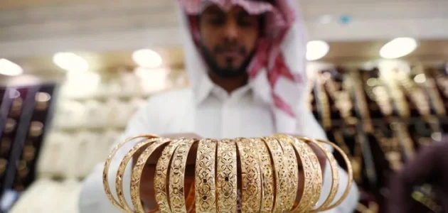 «عاجل» انخفاض أسعار الذهب في السعودية اليوم الإثنين 23 يونيو 2025!
