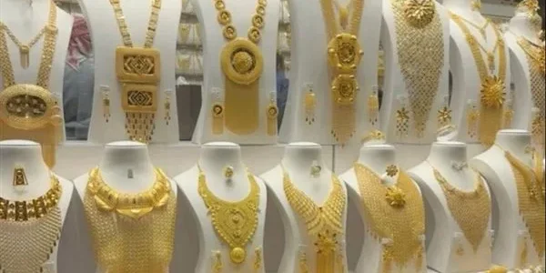 «فرصة ذهبية» تراجع كبير في أسعار الذهب اليوم في مصر.. هل حان الوقت للشراء؟