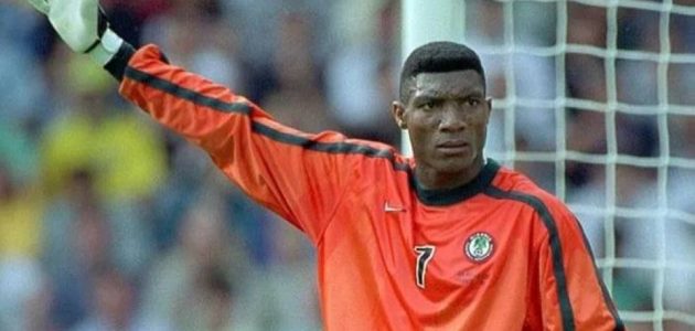 رحيل بيتر روفاي: الحارس الأسطوري لمنتخب نيجيريا يترك بصمة خالدة في عالم كرة القدم